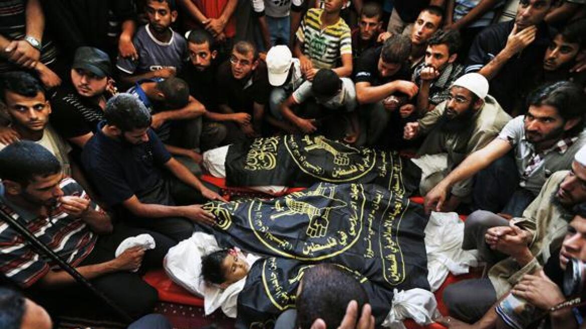 Γάζα: Ξεπερνούν τους 220 οι νεκροί - Πολλά παιδιά ανάμεσα στα θύματα